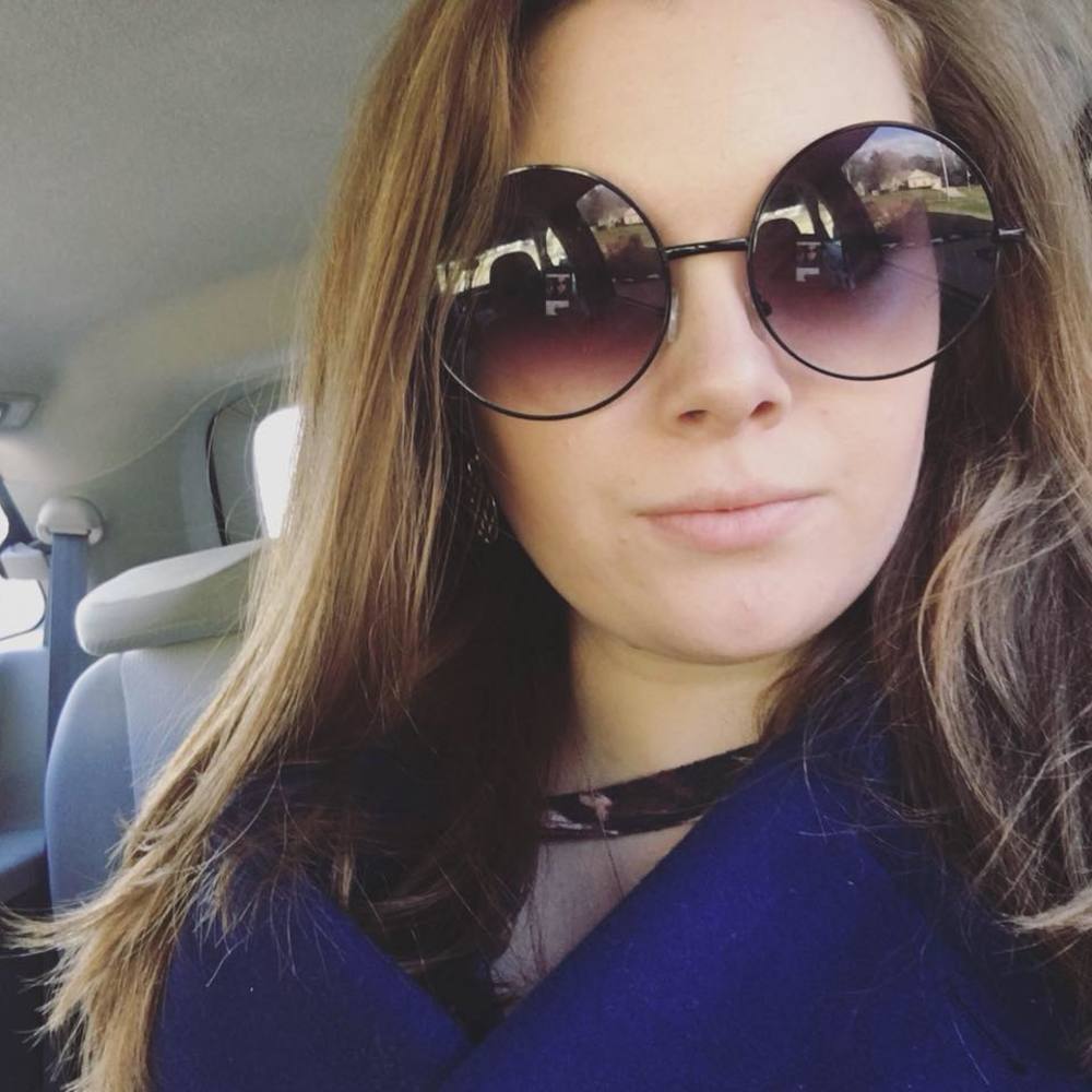 Meet your Posher, Madi
